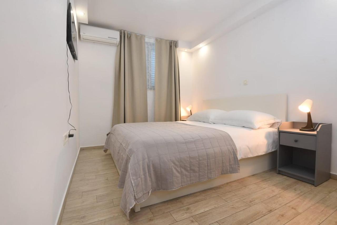 Kaldi Apartment Zara Esterno foto